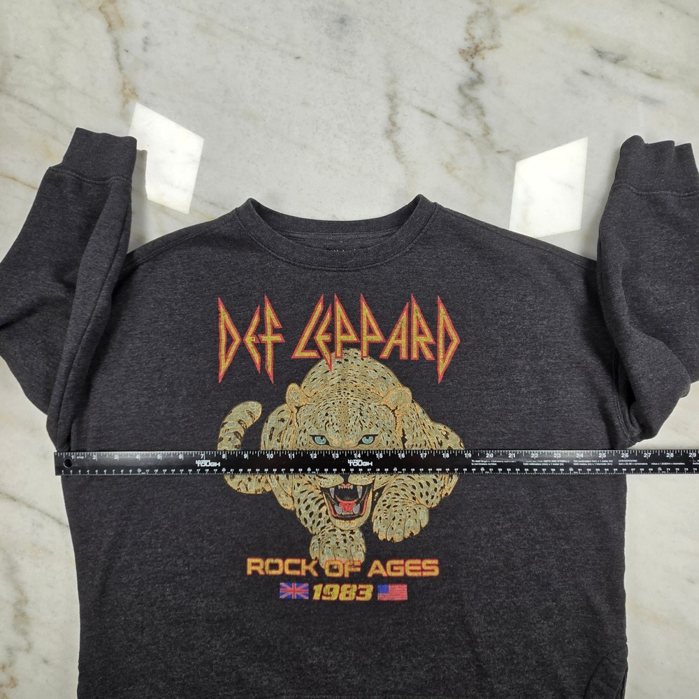 VTG‎ Def Leppard Sweatshirt Womens L Charcoal Rock of Ages 1983 Graphic Rocker - Picture 2 of 10